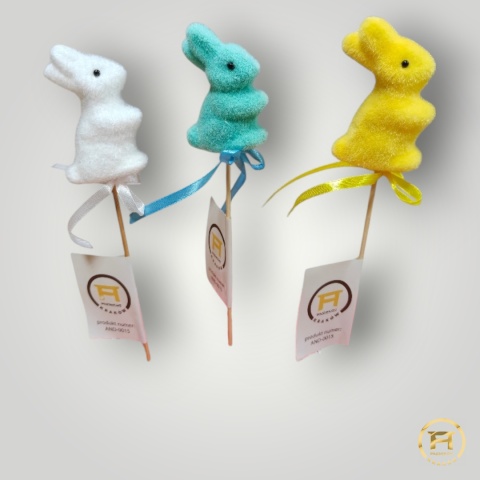 AND-0015 Zając Flokowany Mix 72szt