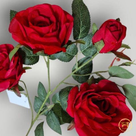 KMS-0306 Gałązka Róży mix 240st